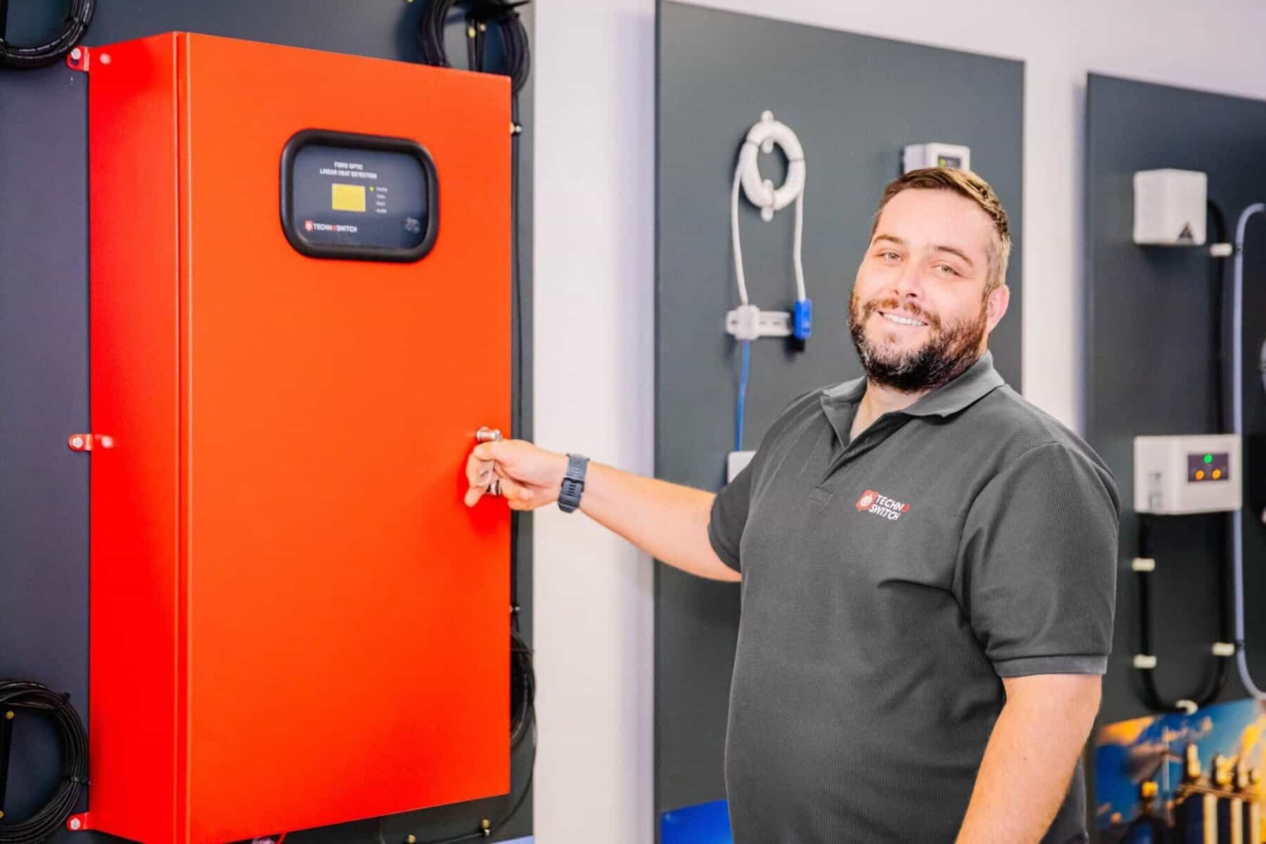 About Us 4 TechnoSwitchMarketing(73)